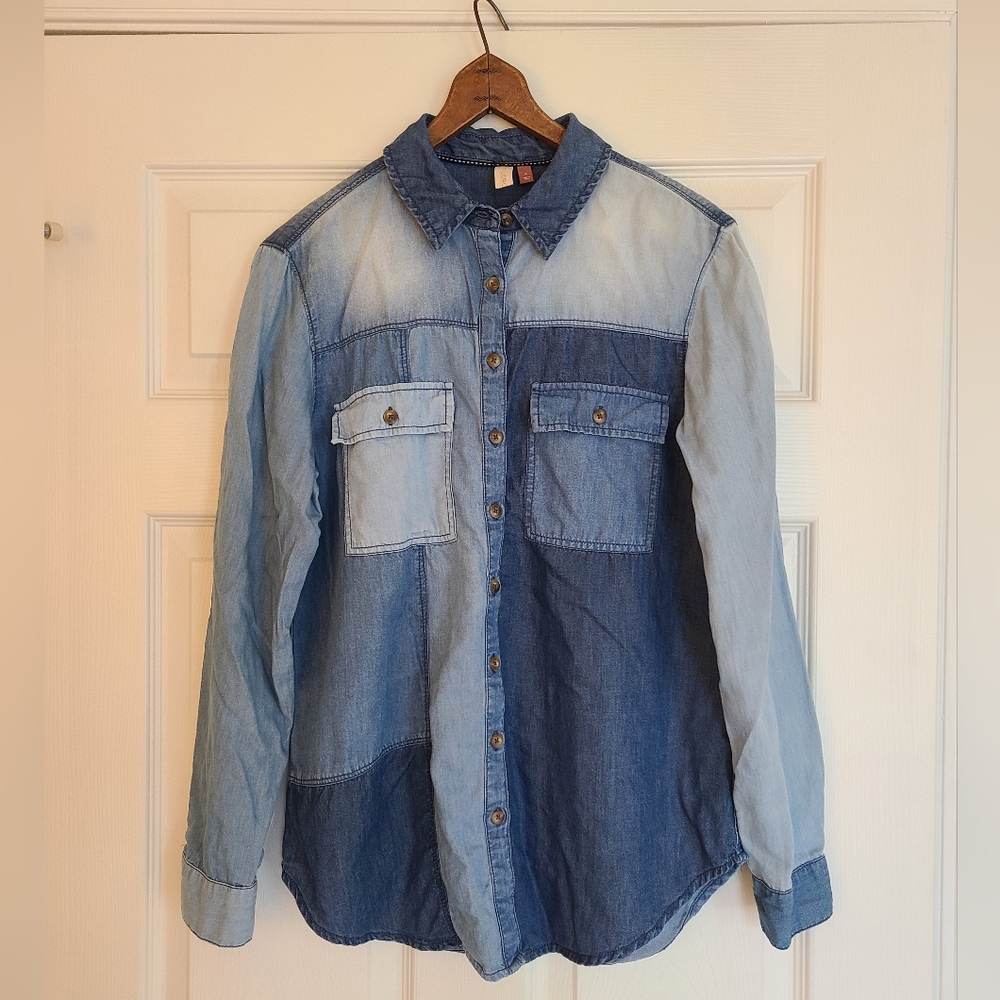 Pilcro Patchwork Chambray Buttondown Size Small - image 4